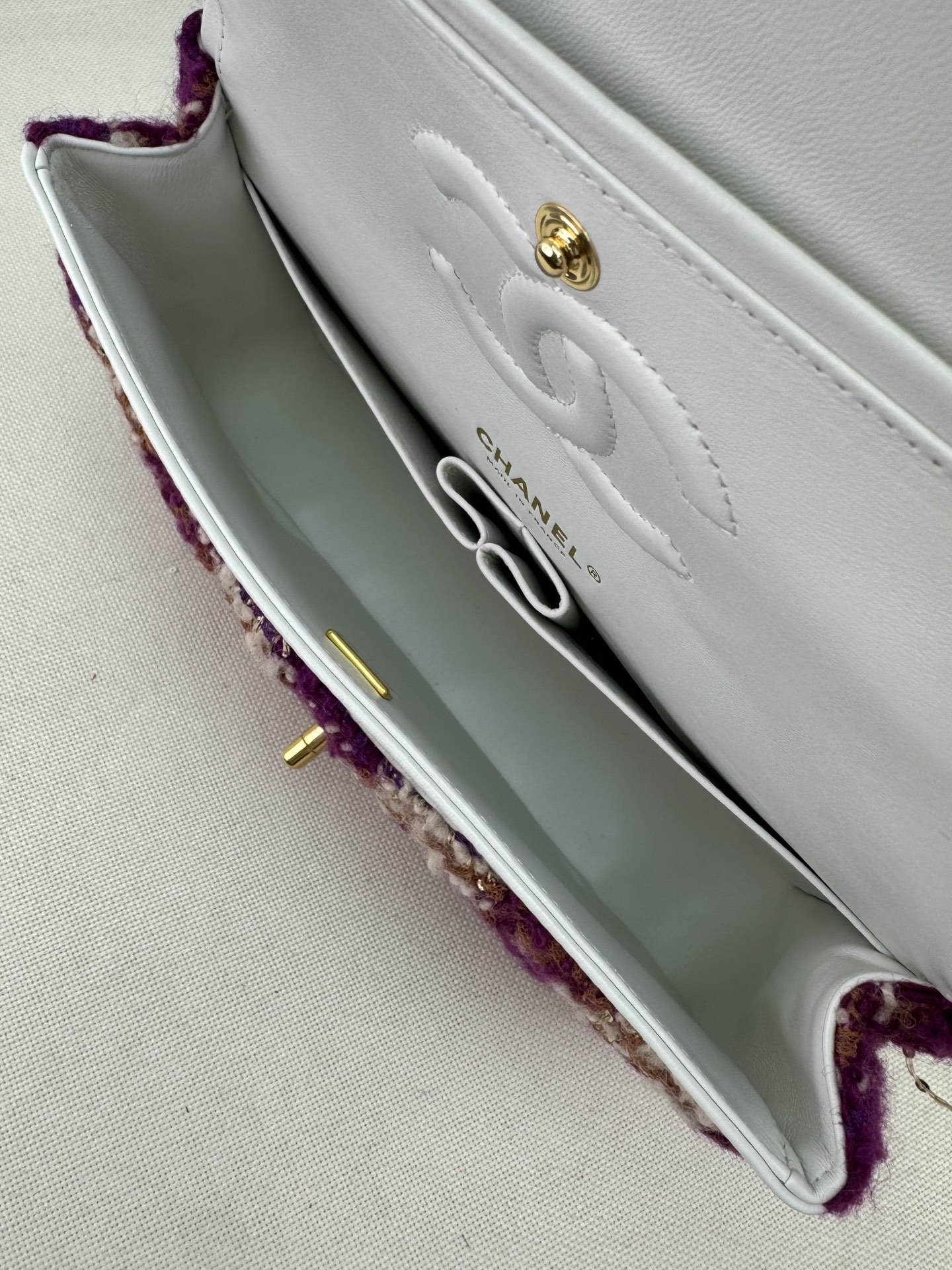 [TOP] CHANEL Wool Tweed Flap Bag 20cm/25cm - Purple