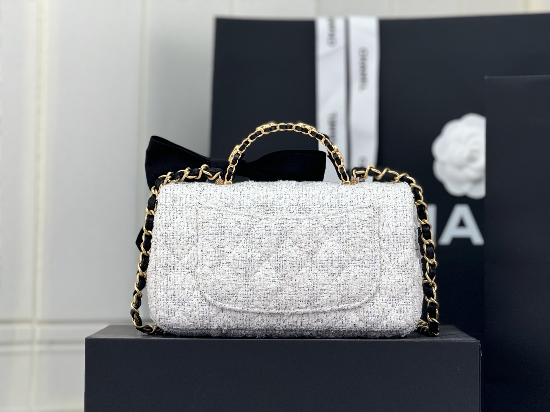 [TOP] CHANEL Flap Bag with Handle 20x13x6cm - 2 Color - 711 Luxury
