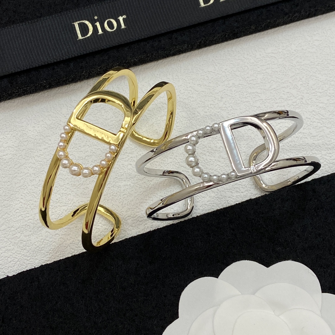 [TOP] Christian Dior Bracelet - 2 Colors