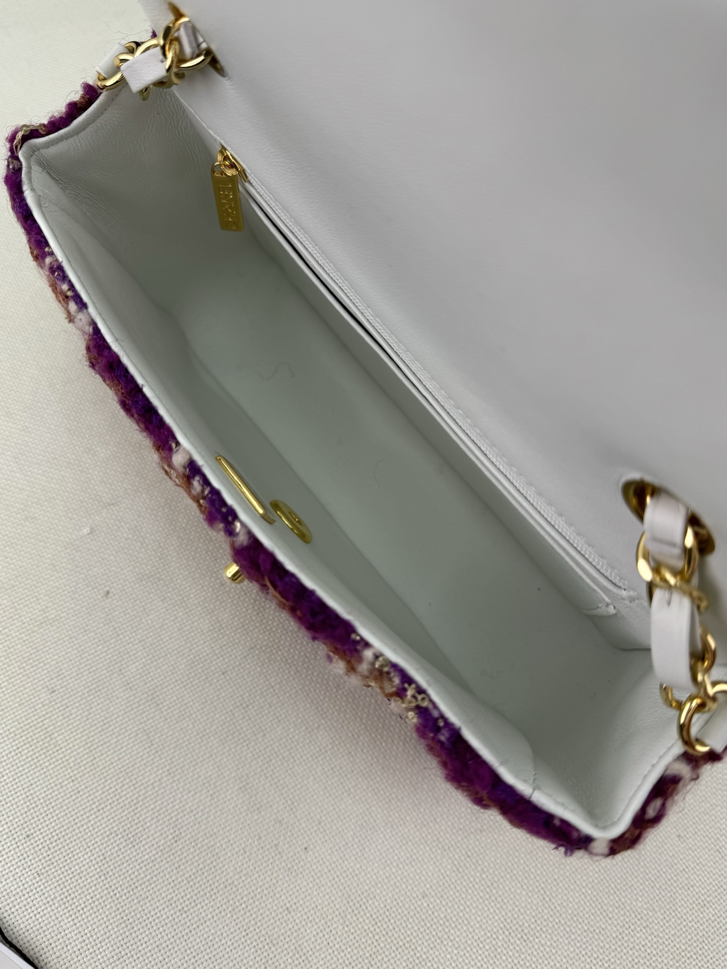 [TOP] CHANEL Wool Tweed Flap Bag 20cm/25cm - Purple