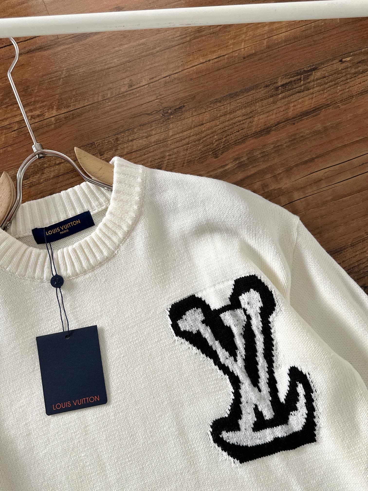 [TOP] Louis Vuitton LV Men's Sweater - White