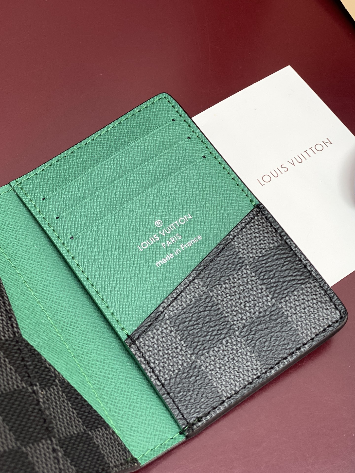 [TOP] Louis Vuitton LV  Card Holder Cowhide 11x8cm - Black