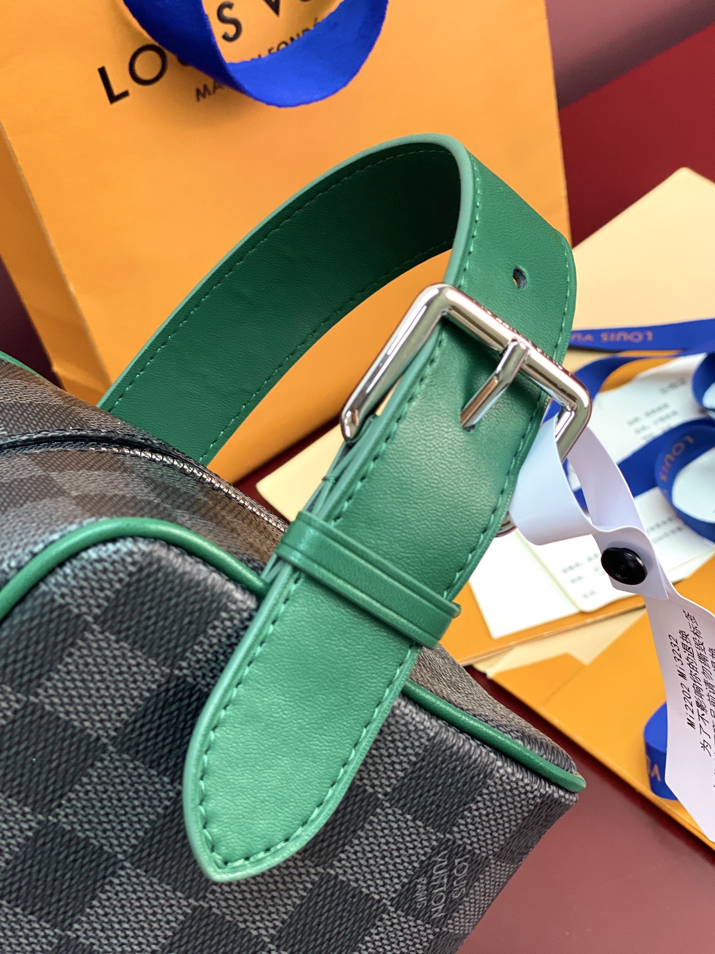 [TOP] Louis Vuitton LV  Dopp Kit Bag Monogram Embossed Leather 23x13x12cm - Black