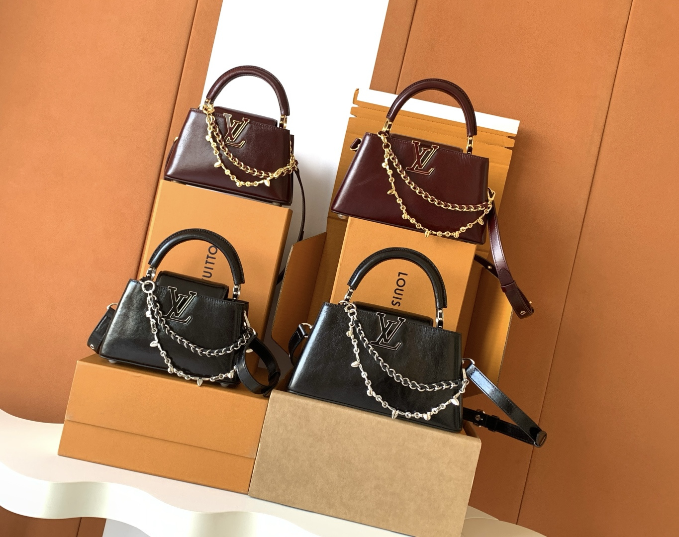 [TOP] Louis Vuitton LV Capucines East-West Bag 21cm/27cm - 2 Color