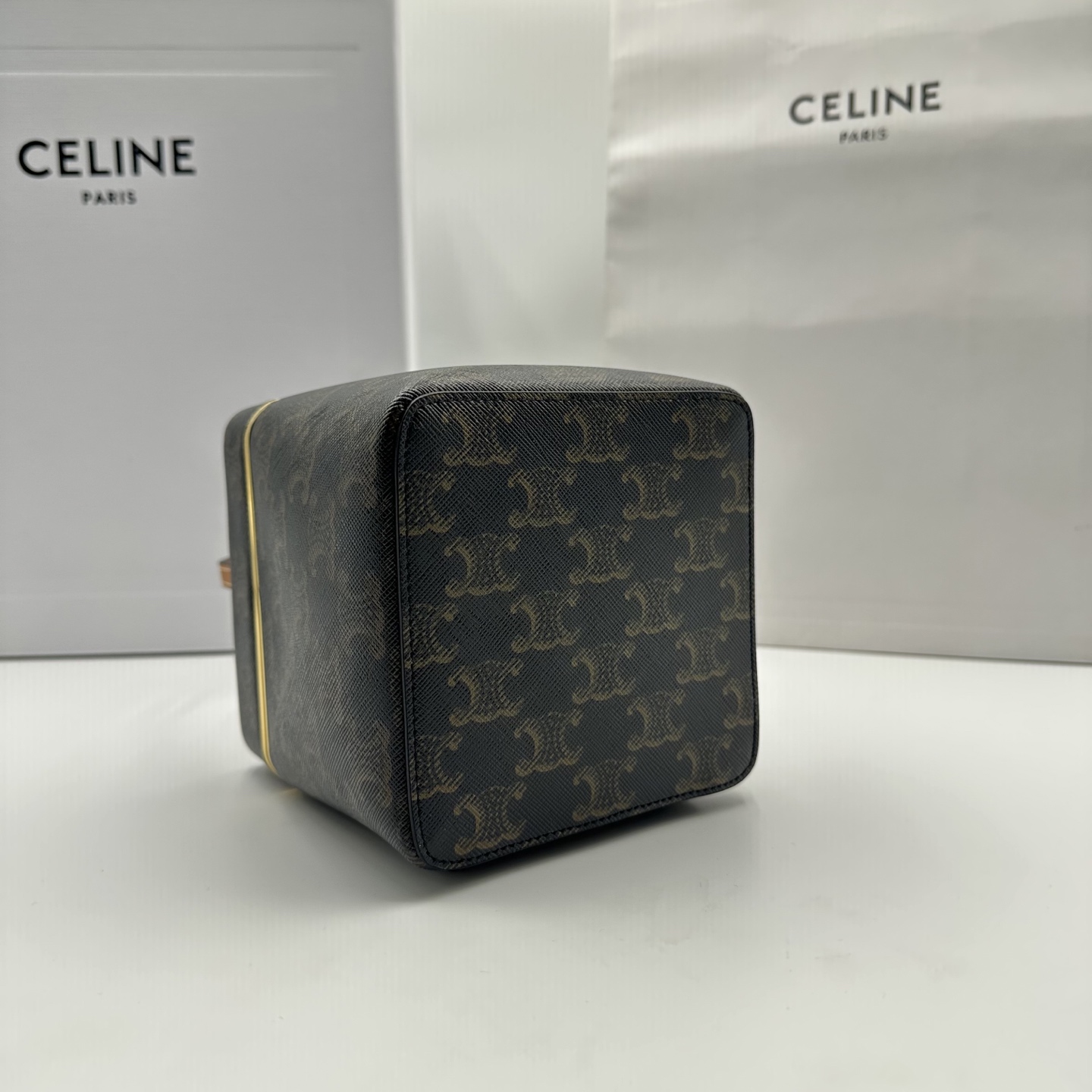 [TOP] CELINE TRIOMPHE FRAME Bag 12.5x12.5x12.5cm - Brown