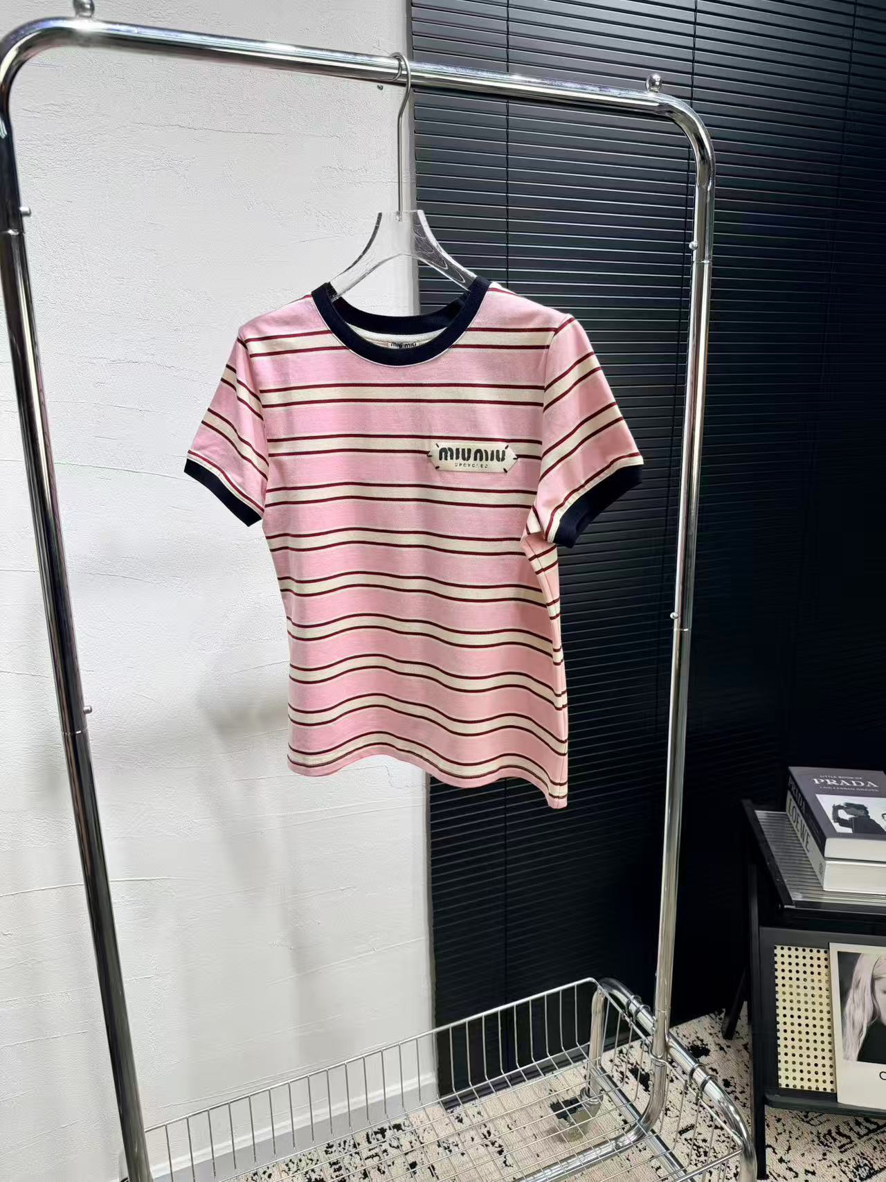 [TOP] Miu Miu T-Shirt - Pink