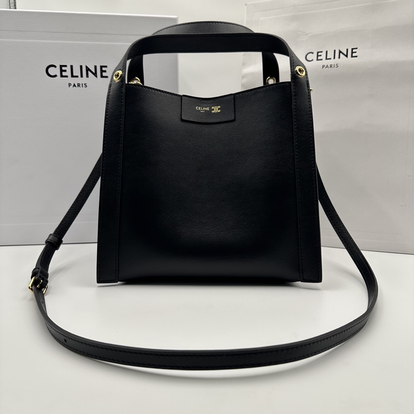 [TOP] CELINE CUBO Bag  18.5x21x17cm - 2 Colors