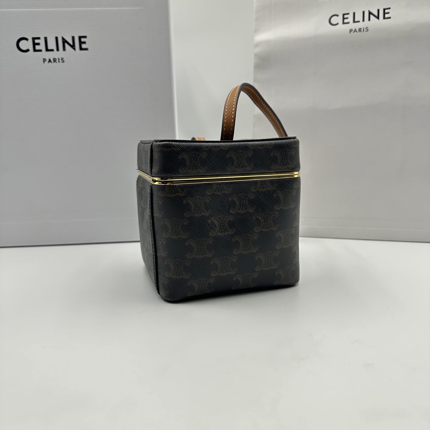 [TOP] CELINE TRIOMPHE FRAME Bag 12.5x12.5x12.5cm - Brown