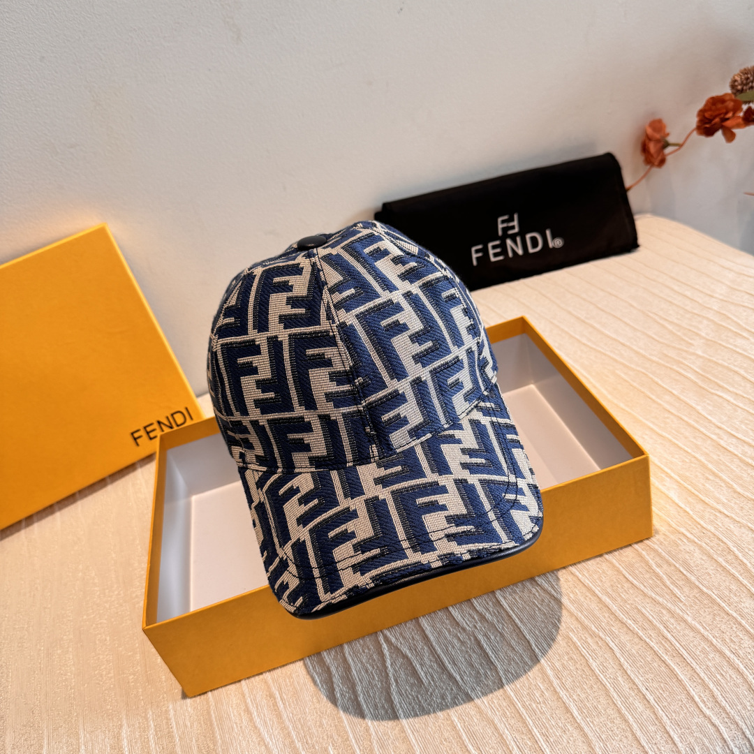[TOP] FENDI Letter Baseball Hat - 4 Colors