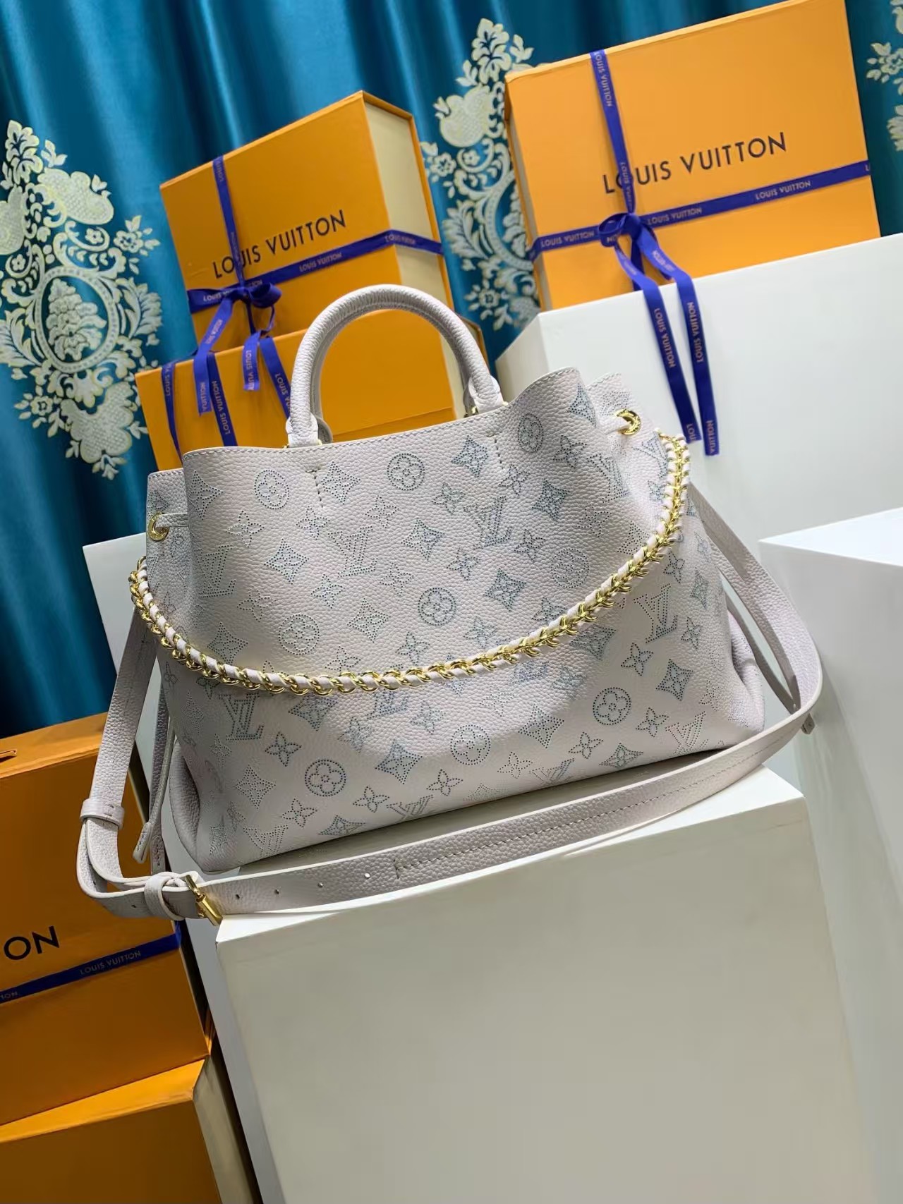[TOP] Louis Vuitton LV Bella Tote Bag 23x13x32cm - Light Gray