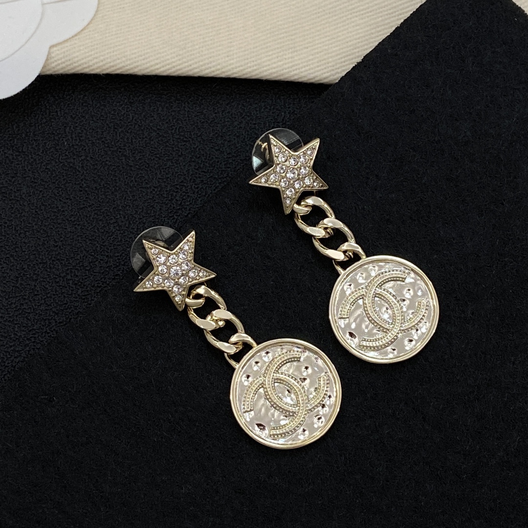 [TOP] CHANEL CC Earrings - Gold