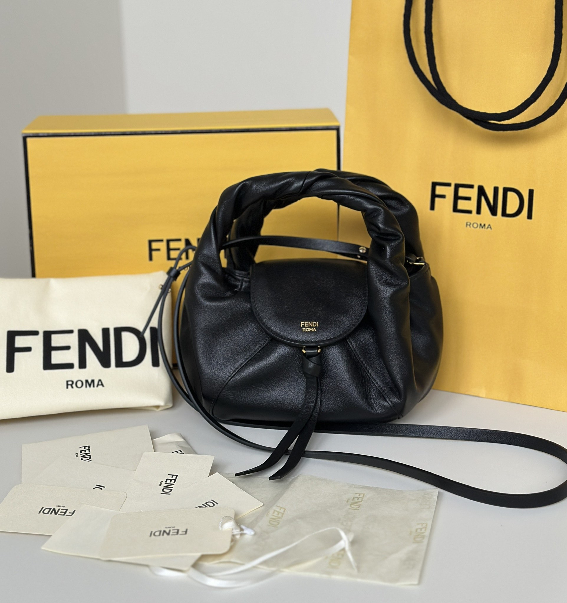 [TOP] FENDI Spy Bag 15/11/12cm - 4 Colors