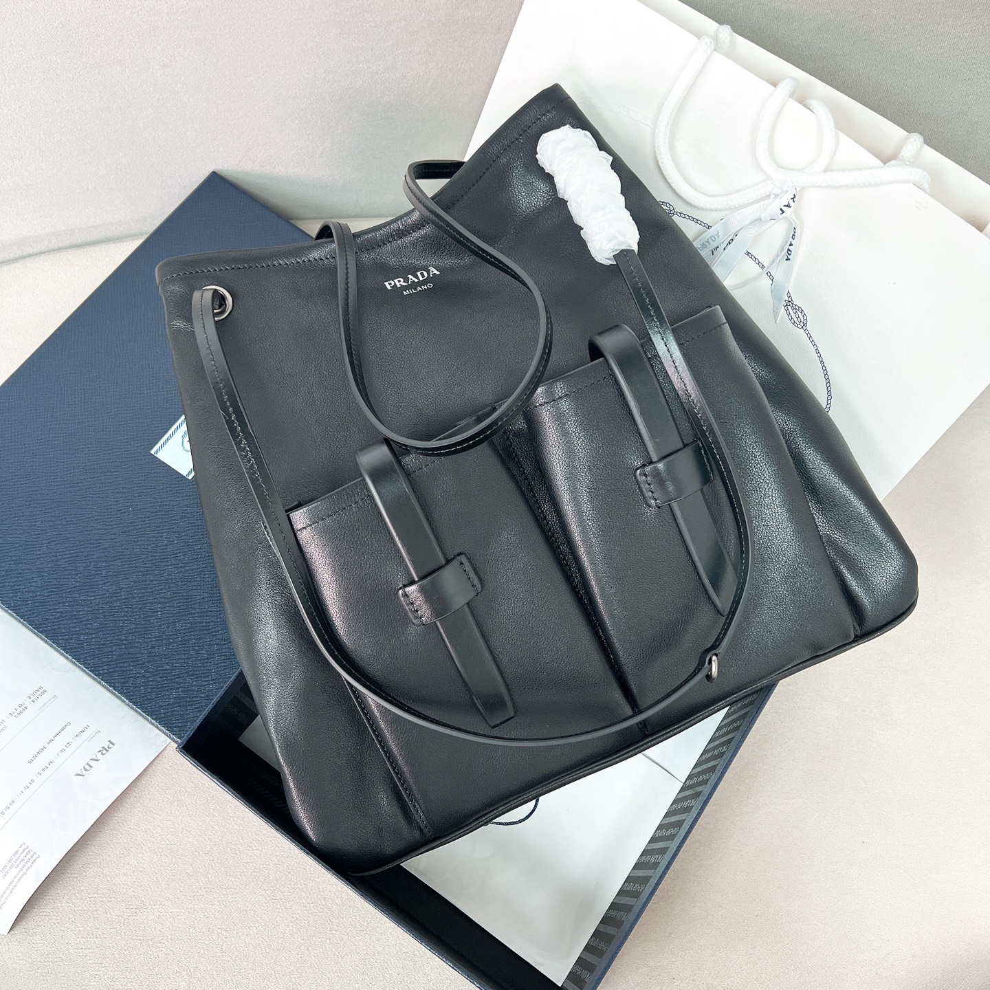 [TOP] PRADA Cowhide Tote  Bag 39x33CM /25x24CM - Black