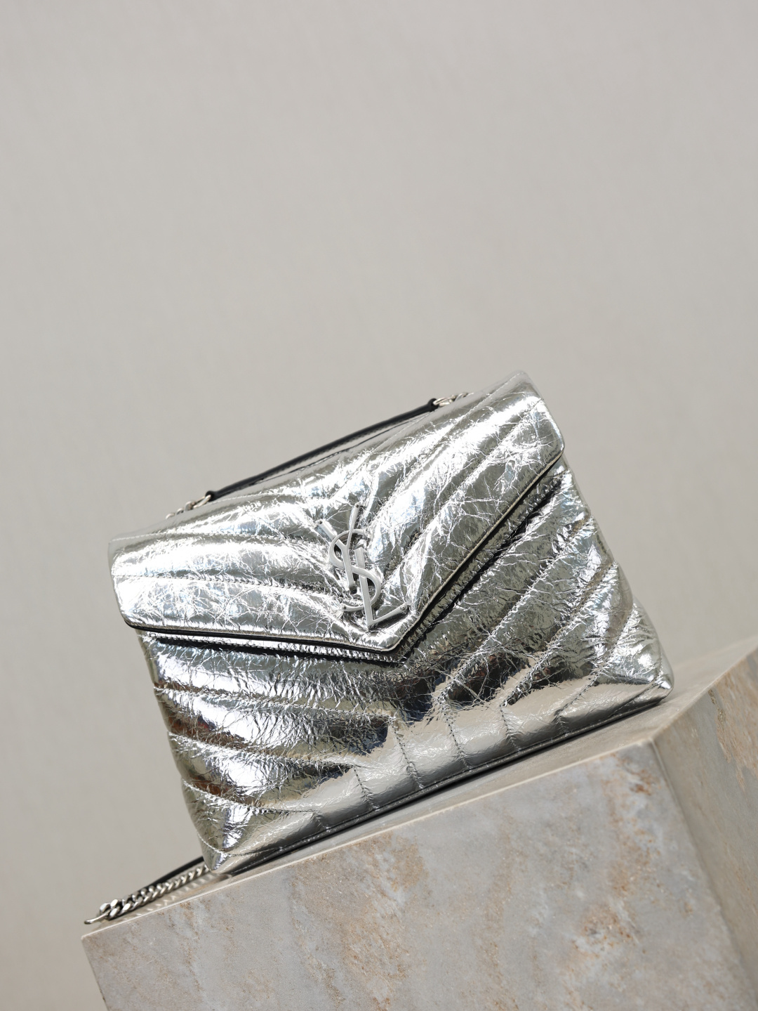 [TOP] Yves Saint Laurent YSL LouLou Bag 23×17×9cm- Sliver