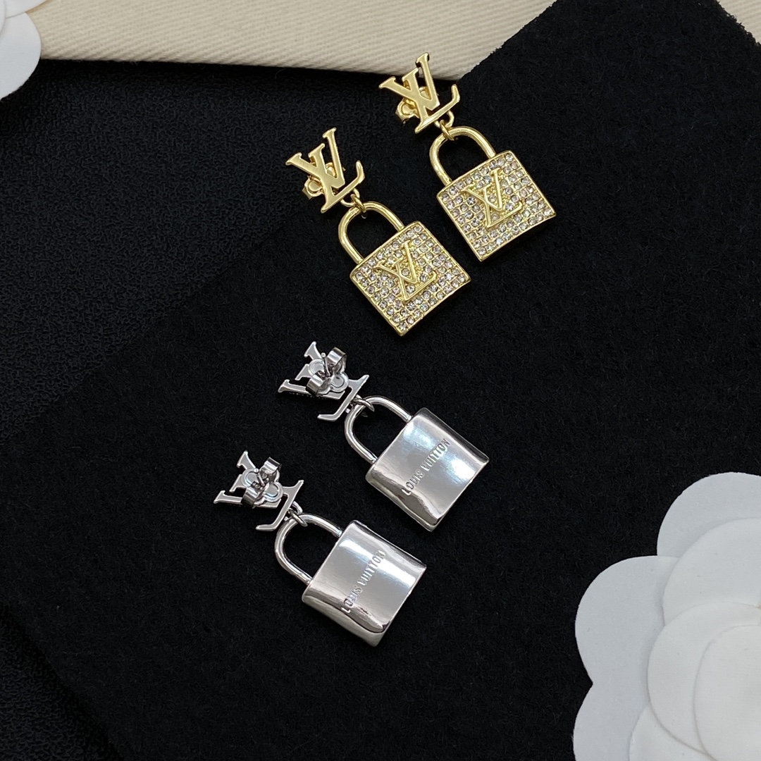 [TOP] Louis Vuitton LV Earrings - 2 Color