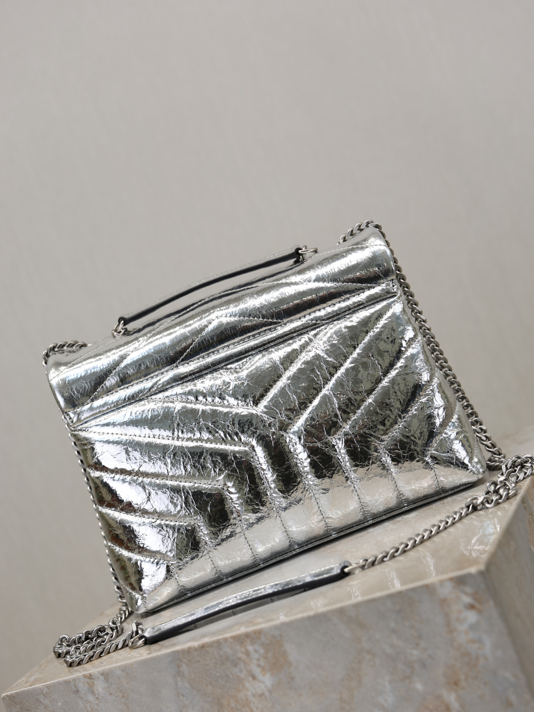 [TOP] Yves Saint Laurent YSL LouLou Bag 23×17×9cm- Sliver