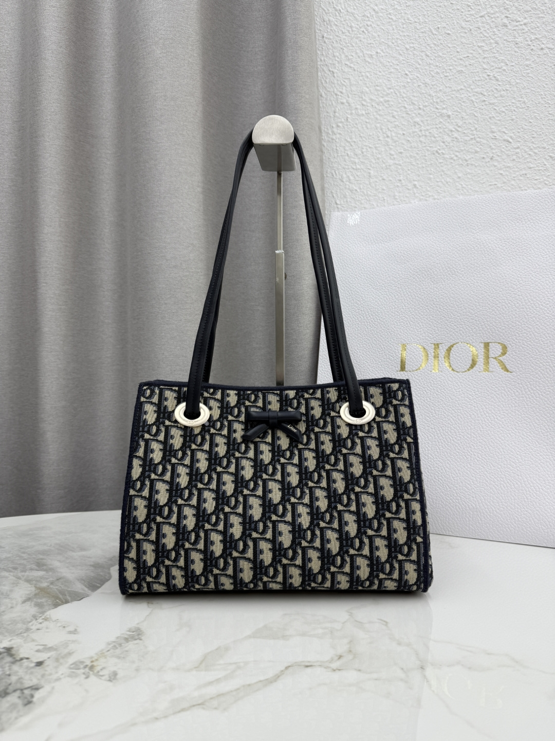 [TOP] Christian Dior Oblique Bow Shopping Bag 27x19x13.5cm - GHW