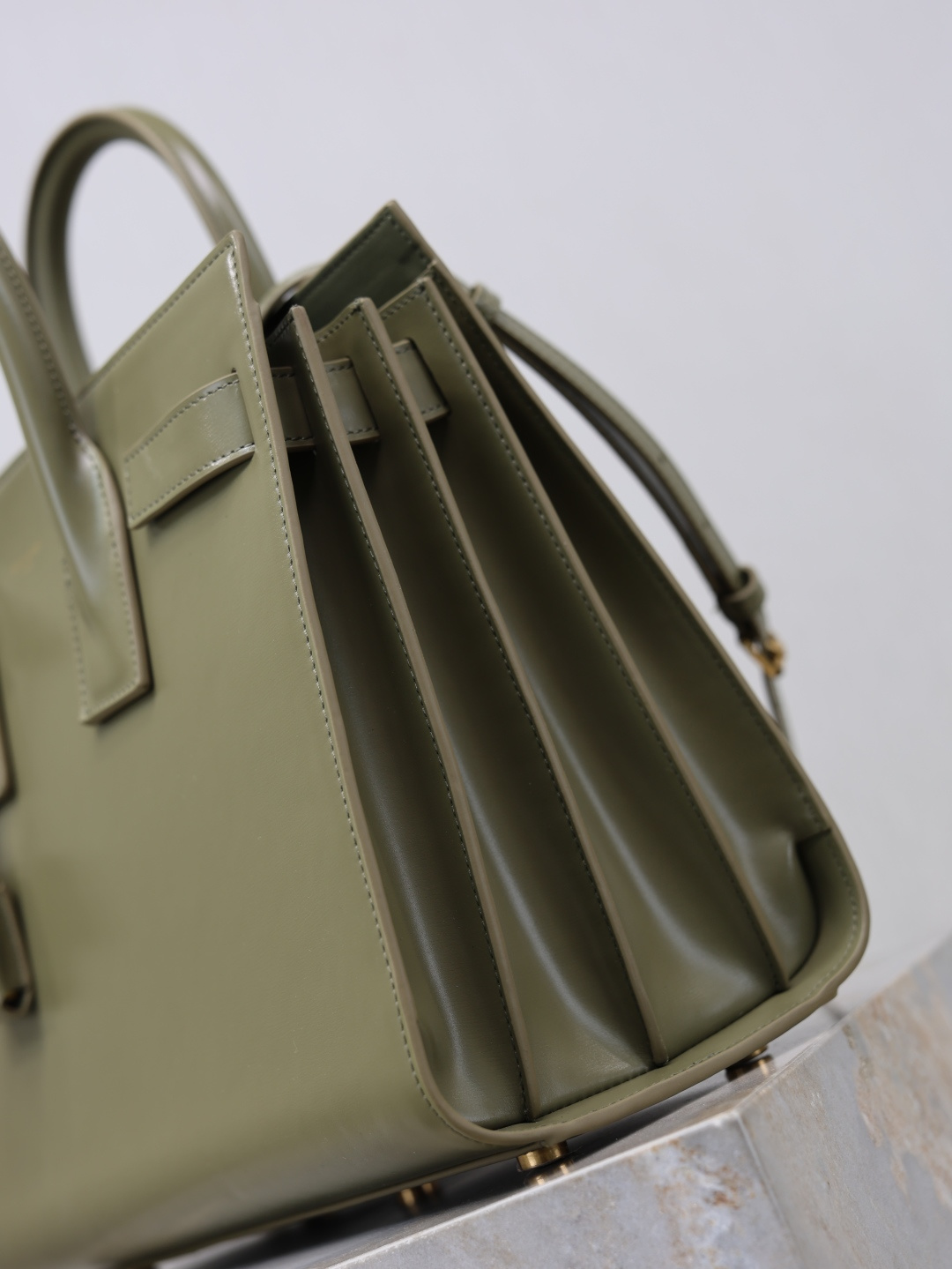 [TOP] Yves Saint Laurent YSL Sac De Jour Patent Leather Bag 32×25.5×15.5cm- Green