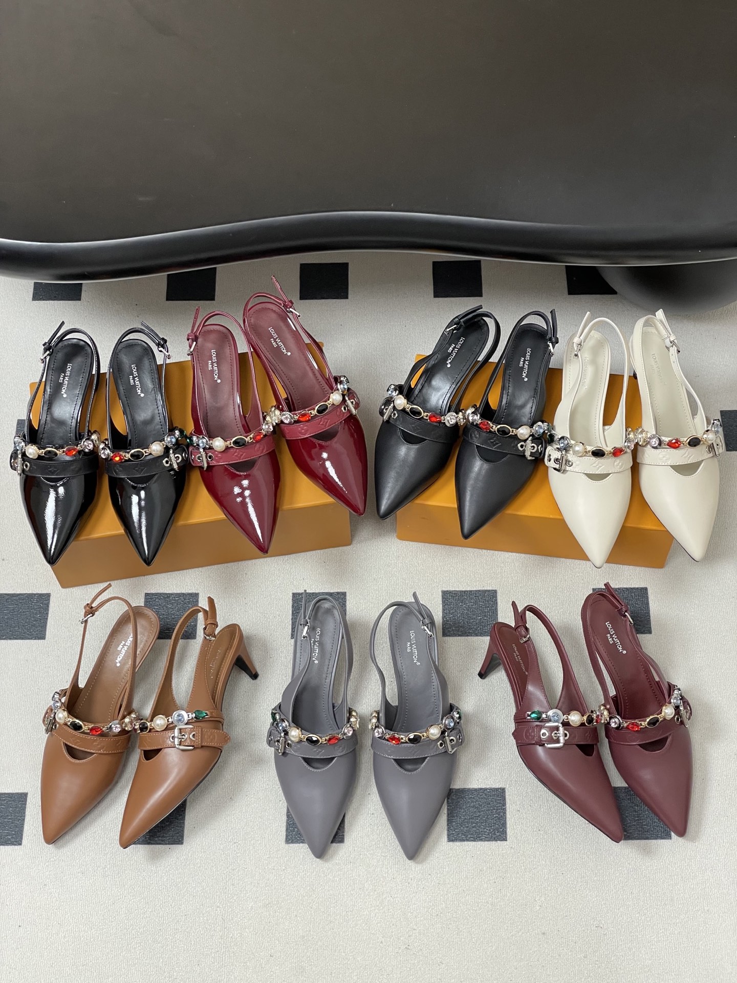 [TOP] Louis Vuitton LV 5.5cm Mid Heel Mules - 7 Color