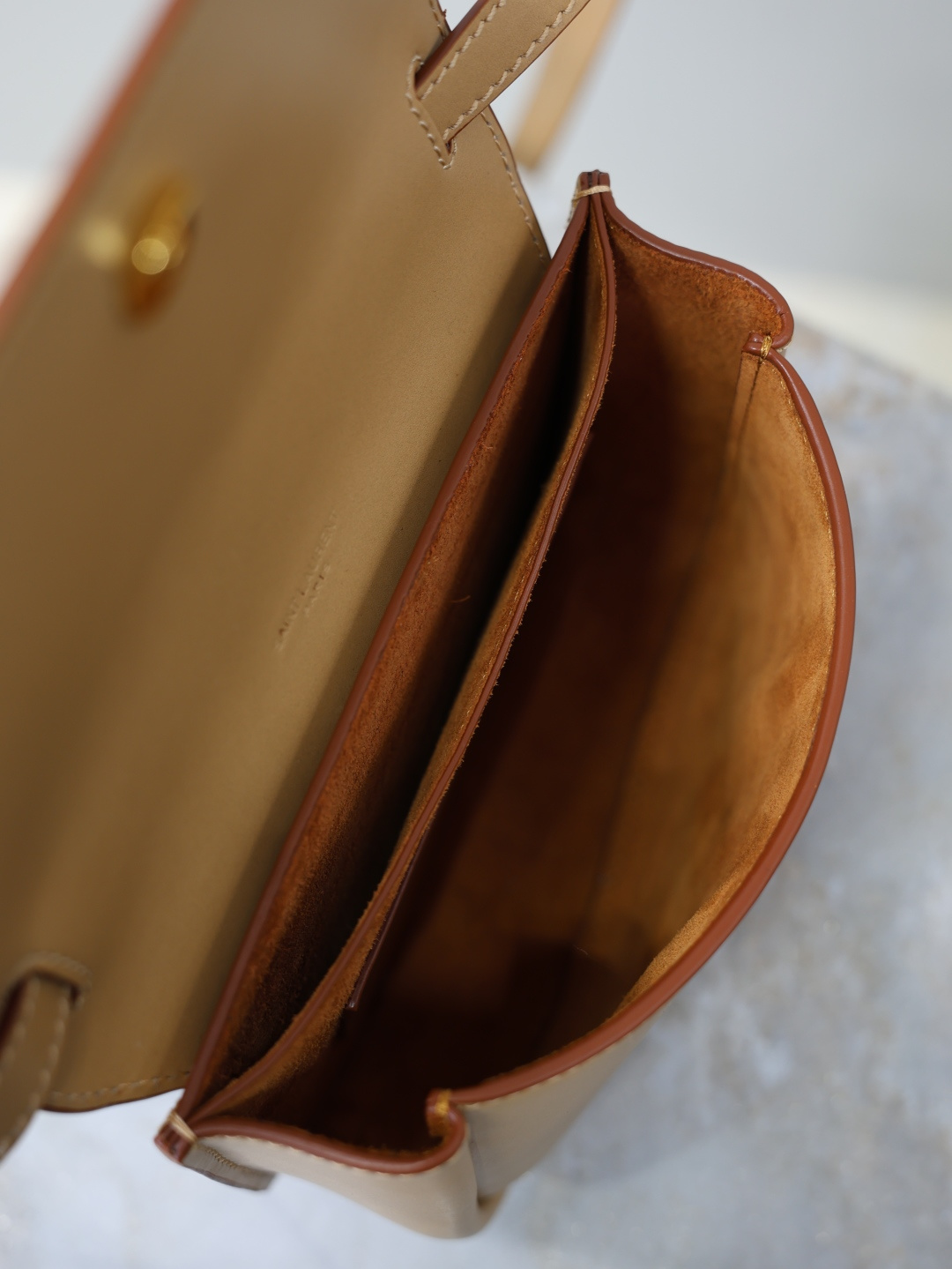 [TOP] Yves Saint Laurent YSL Kaia Bag 18x15.5x5.5cm - Brown