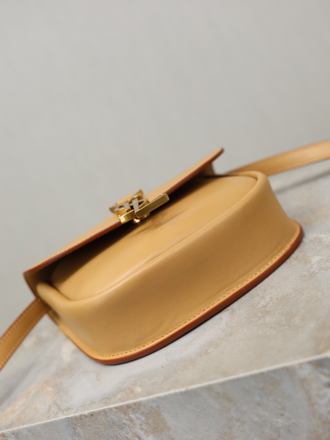 [TOP] Yves Saint Laurent YSL Kaia Bag 18x15.5x5.5cm - Brown