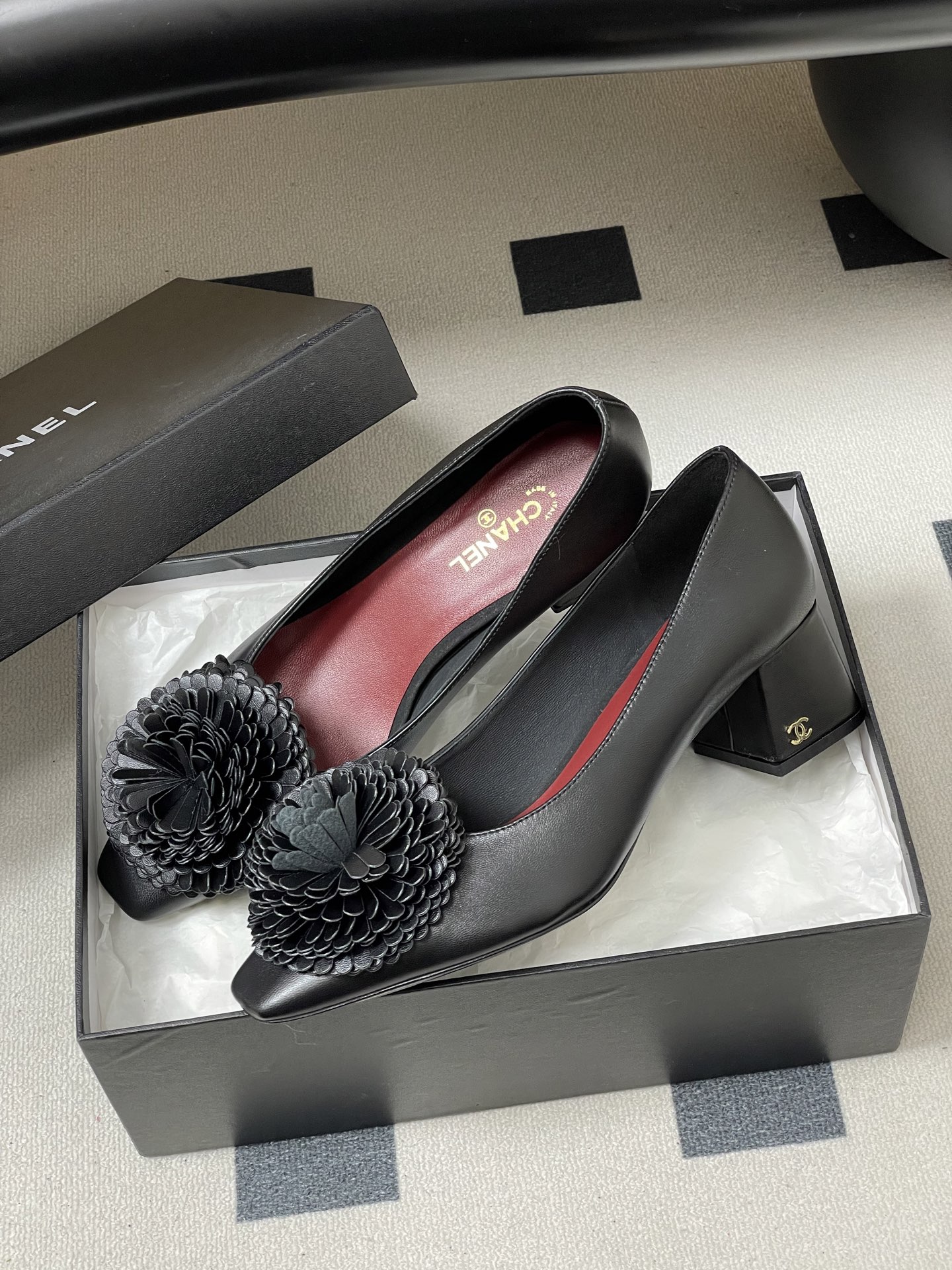 [TOP] CHANEL 5.5cm Heels Height CC Pumps - 3 Color