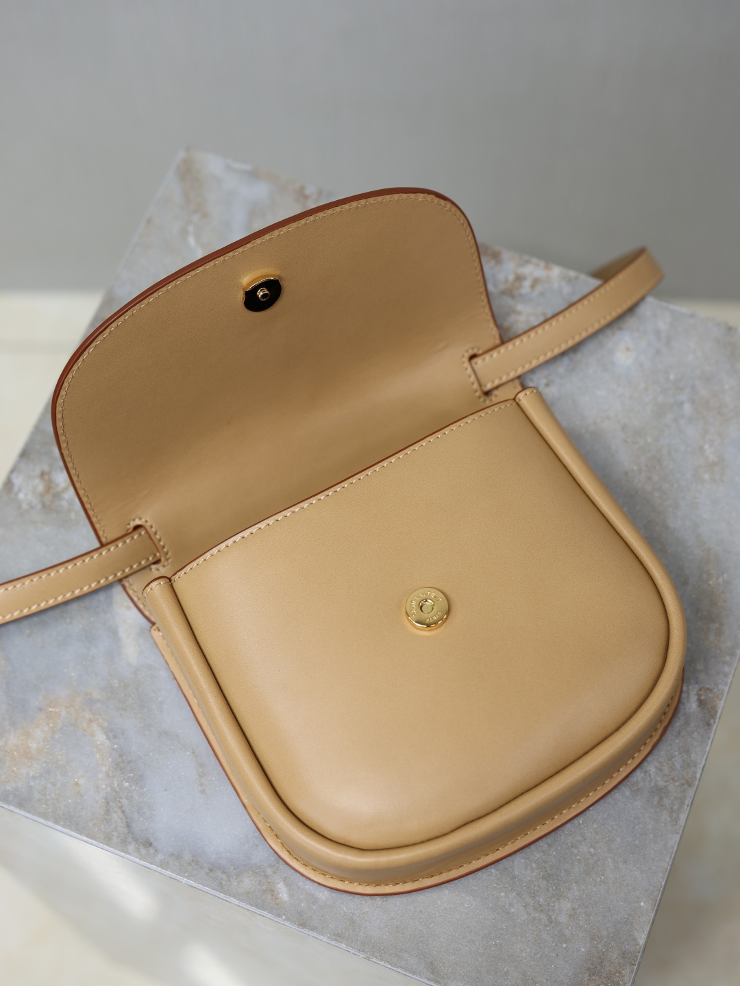 [TOP] Yves Saint Laurent YSL Kaia Bag 18x15.5x5.5cm - Brown