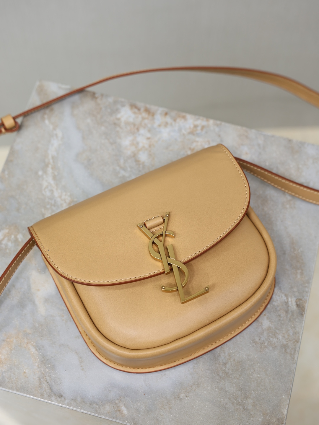 [TOP] Yves Saint Laurent YSL Kaia Bag 18x15.5x5.5cm - Brown