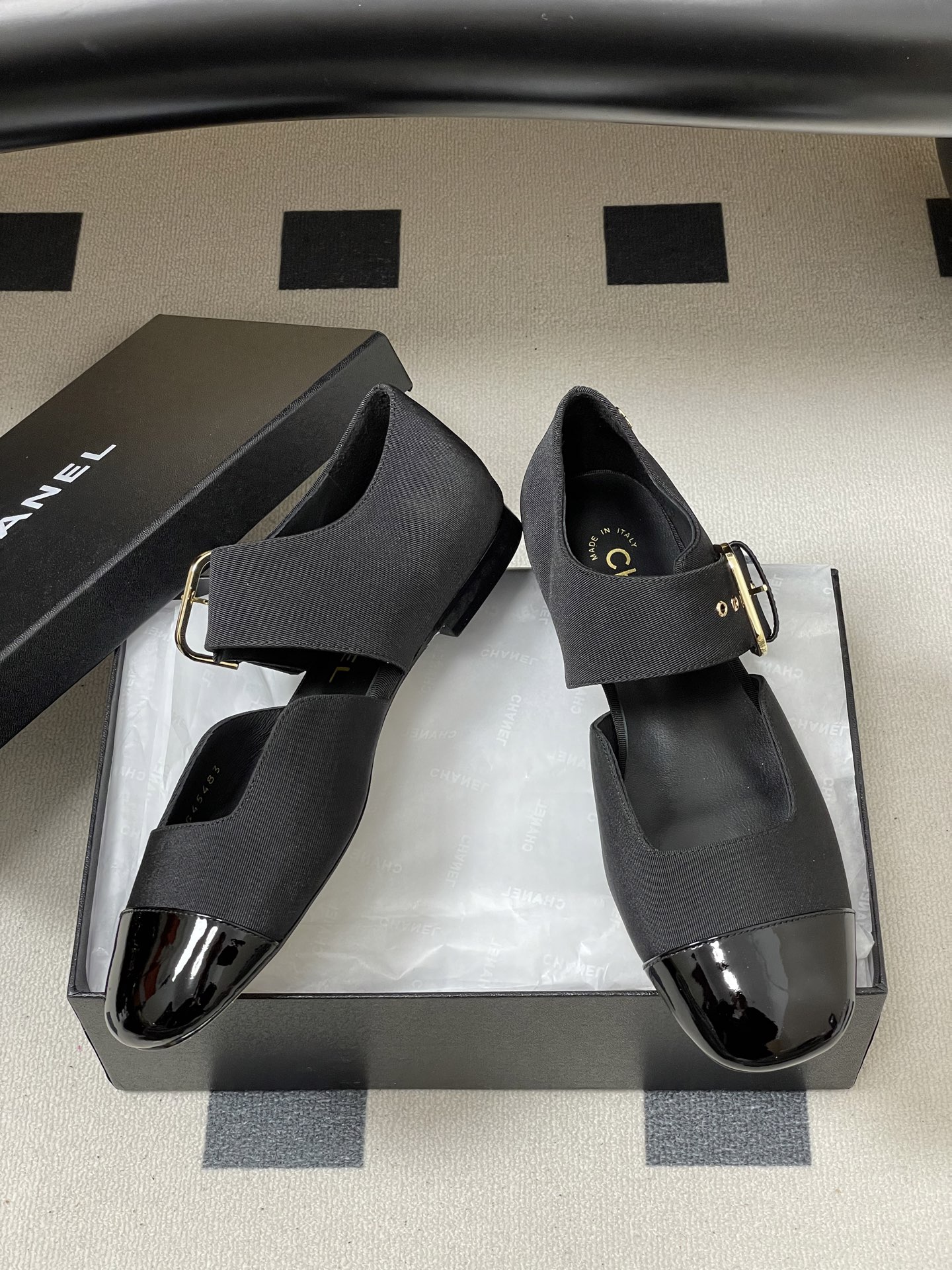 [TOP] CHANEL Flat Shoes - 4 Colors