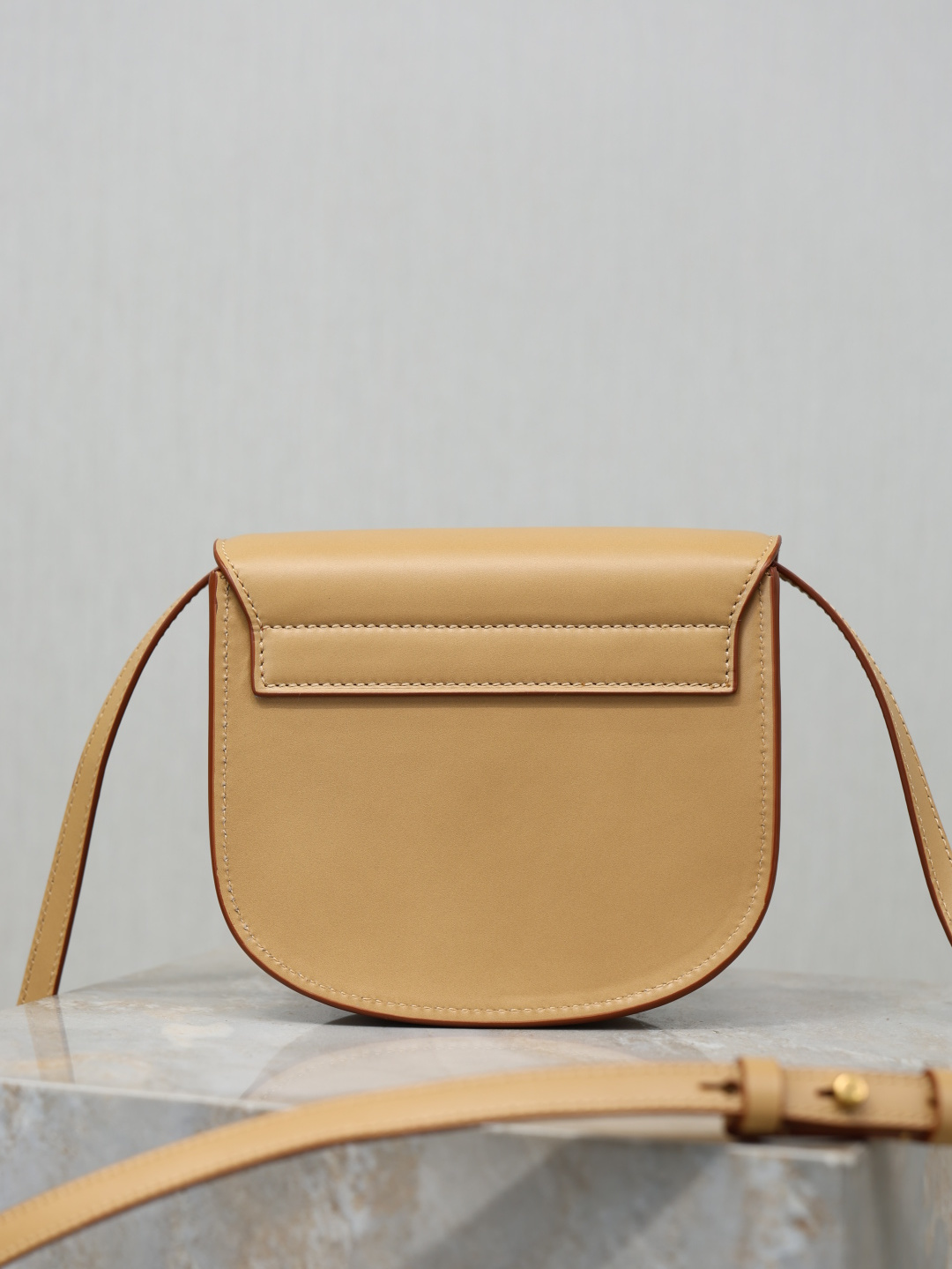 [TOP] Yves Saint Laurent YSL Kaia Bag 18x15.5x5.5cm - Brown