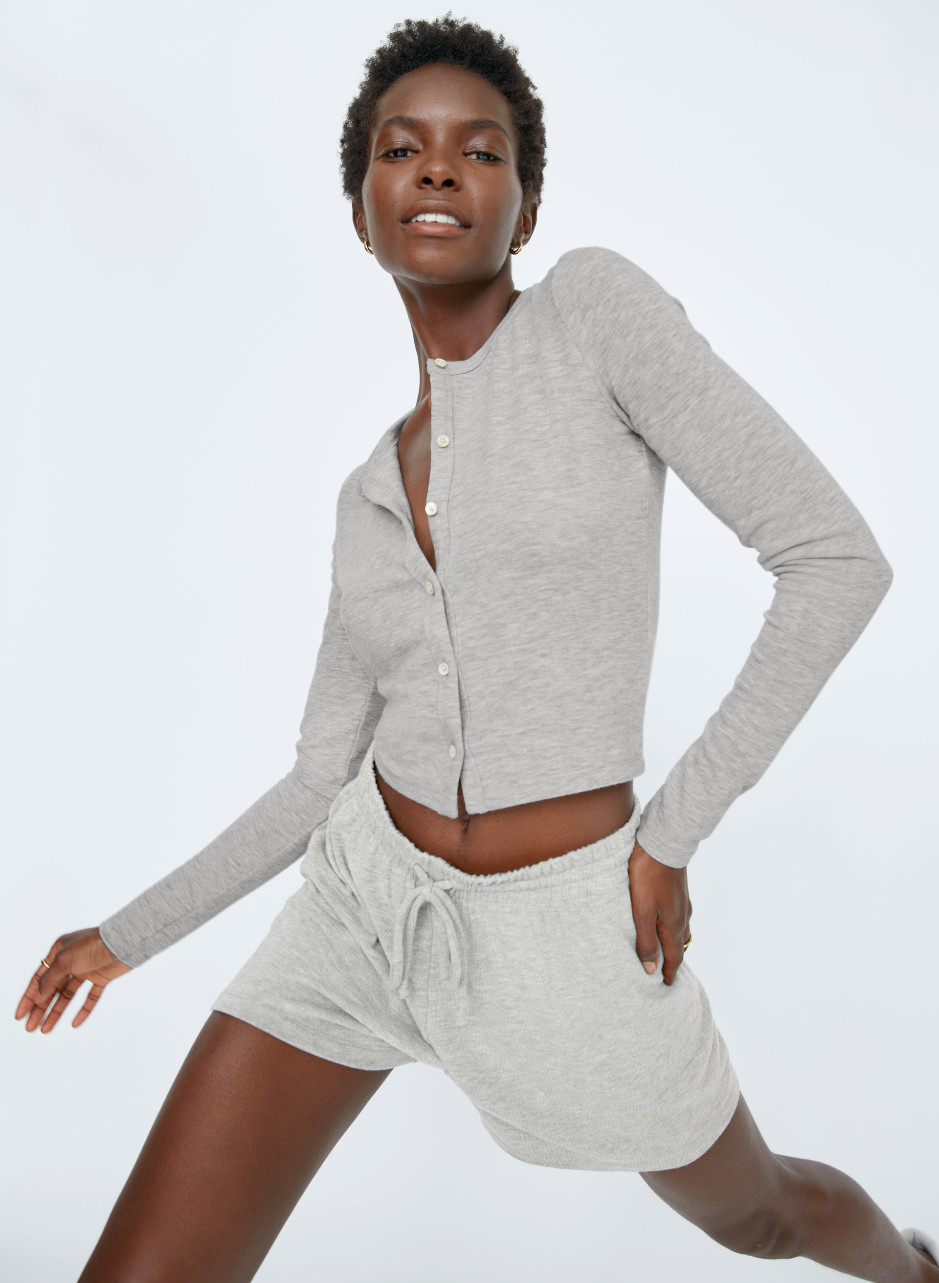 Free Lounge 3" Short