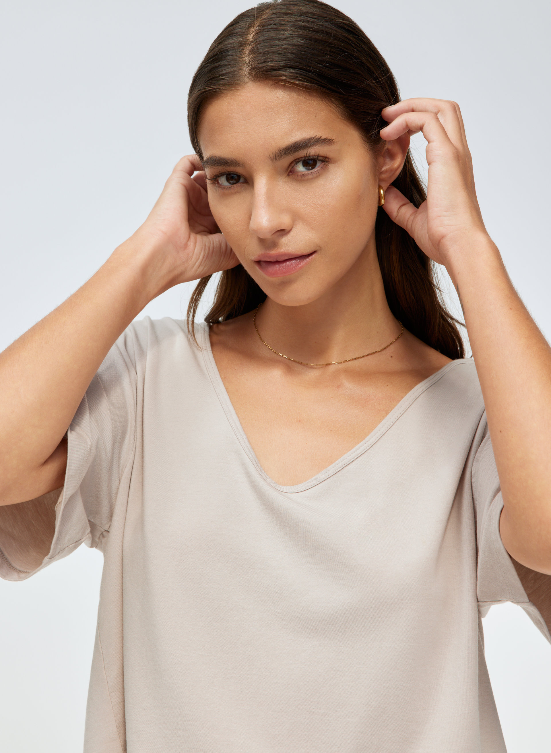 Foundation V-Neck Cropped T-Shirt