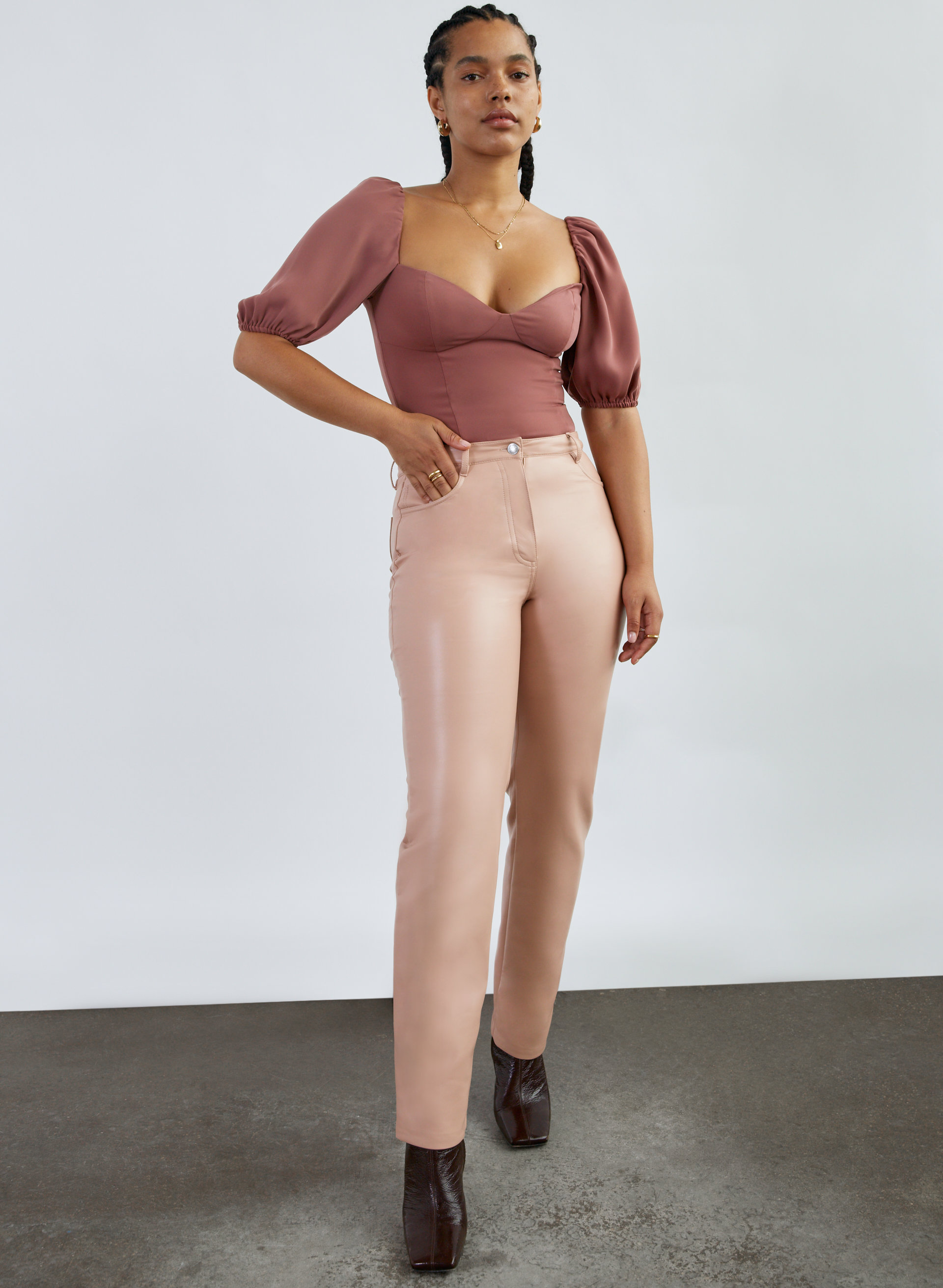 Novella Shortsleeve Blouse