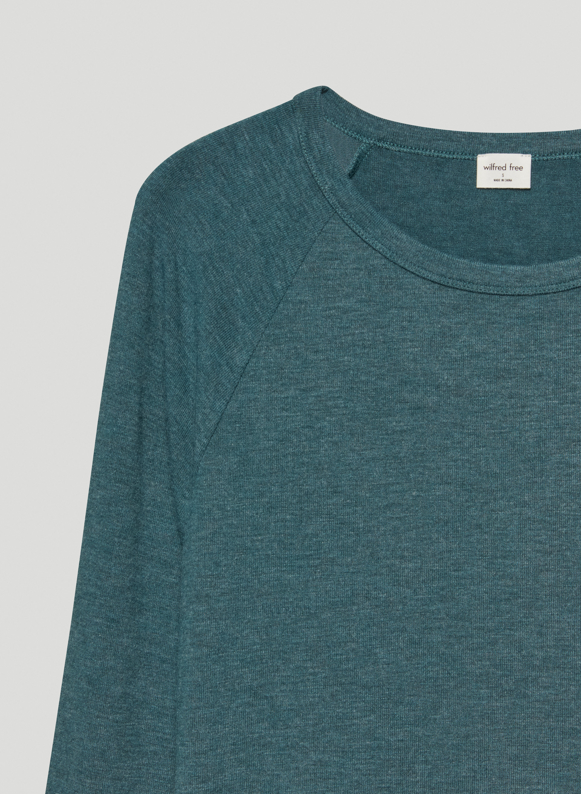 Free Lounge Longsleeve