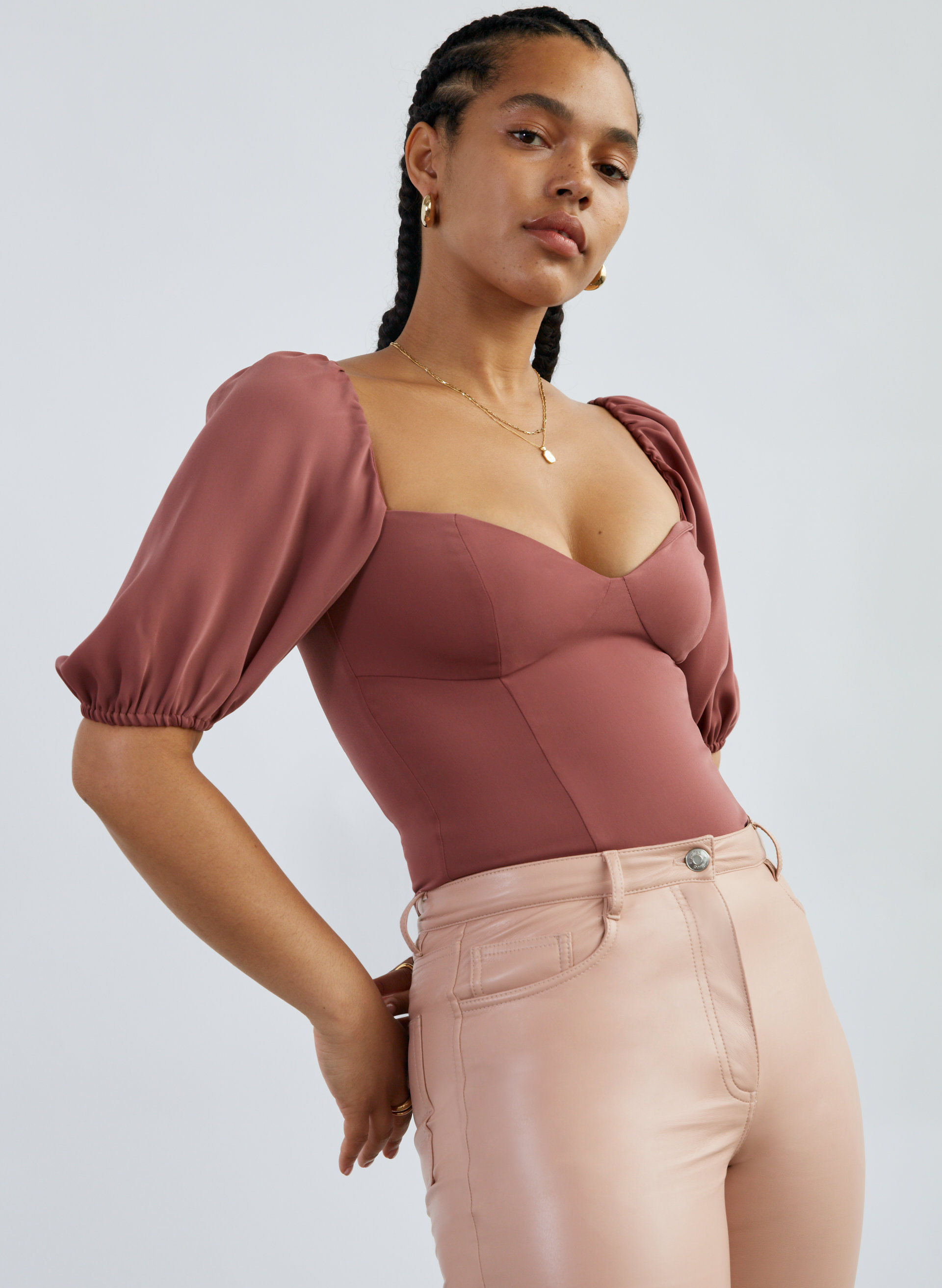 Novella Shortsleeve Blouse