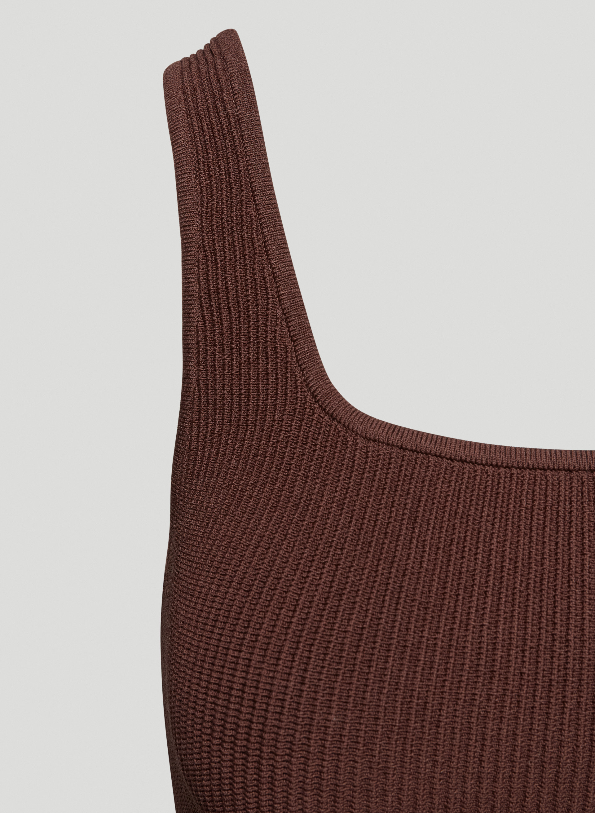 Sculpt Knit Tank
