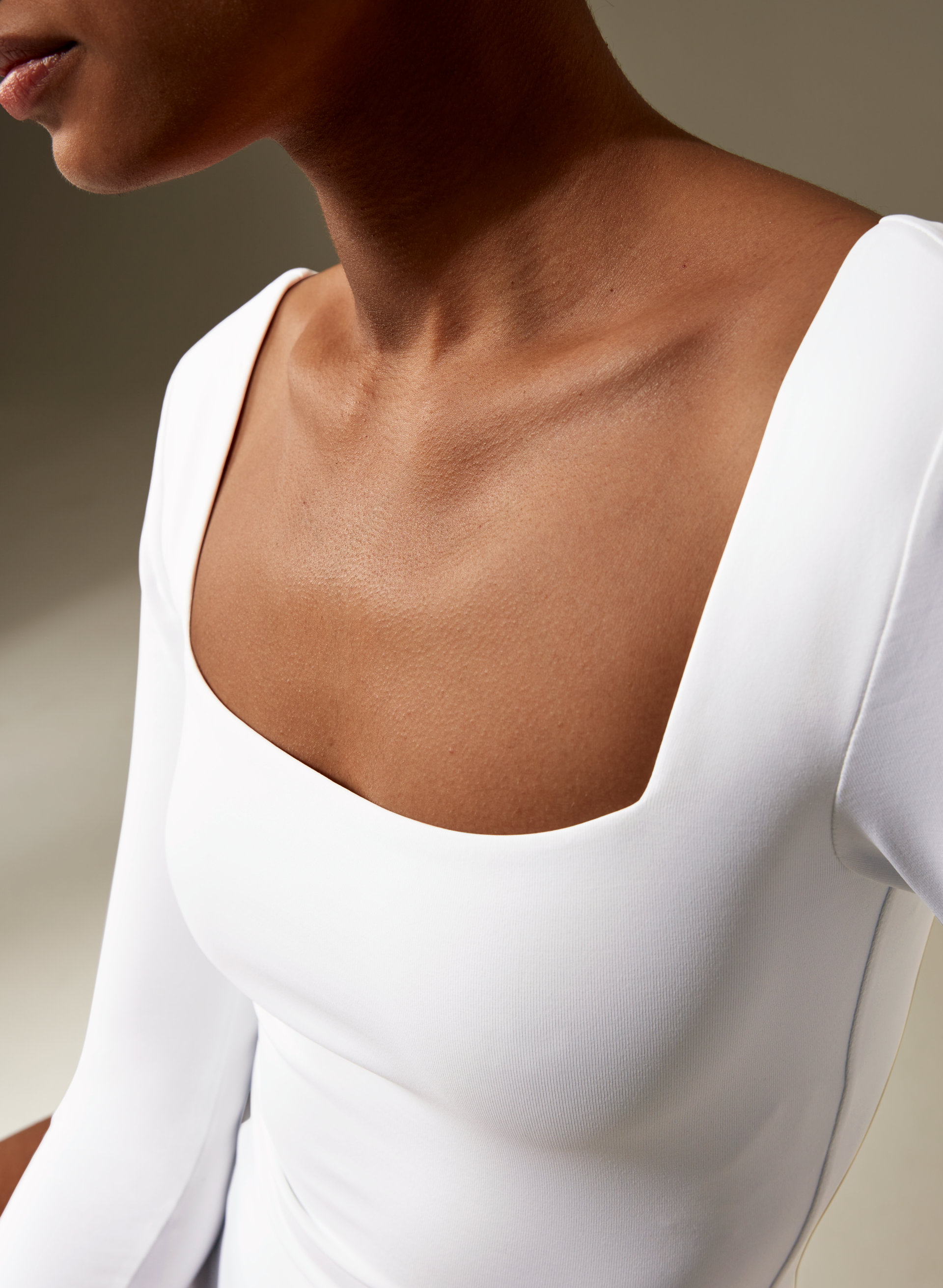 Contour Longsleeve Bodysuit