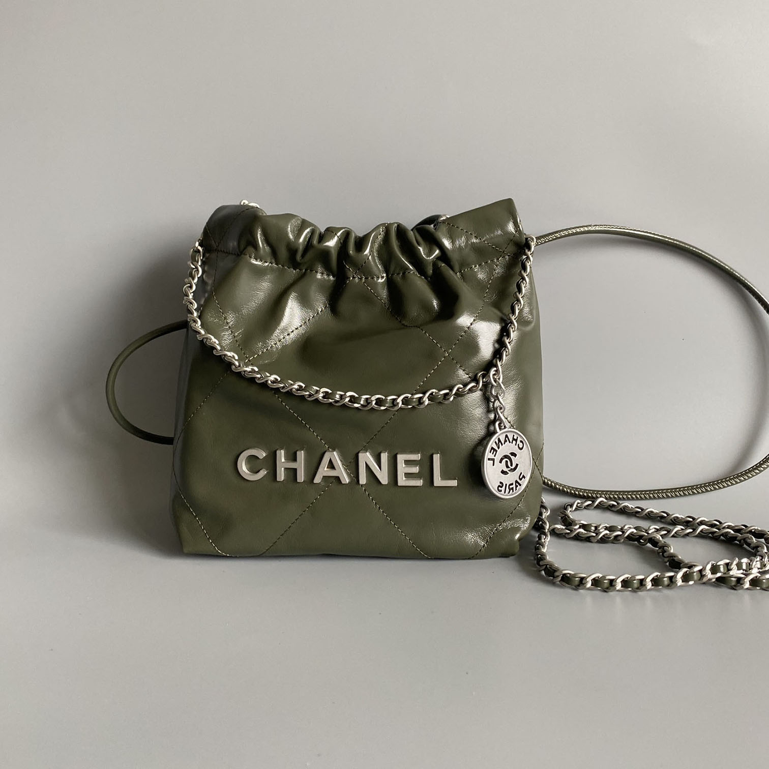 Chanel 22 bags Green / Blue / Red Shoulder Bags