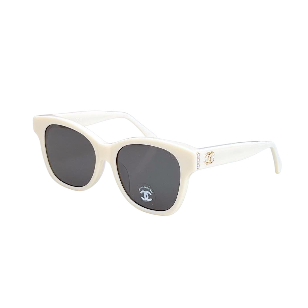 CHANEL square frame pearl glasses white color SIZE 54-17-140