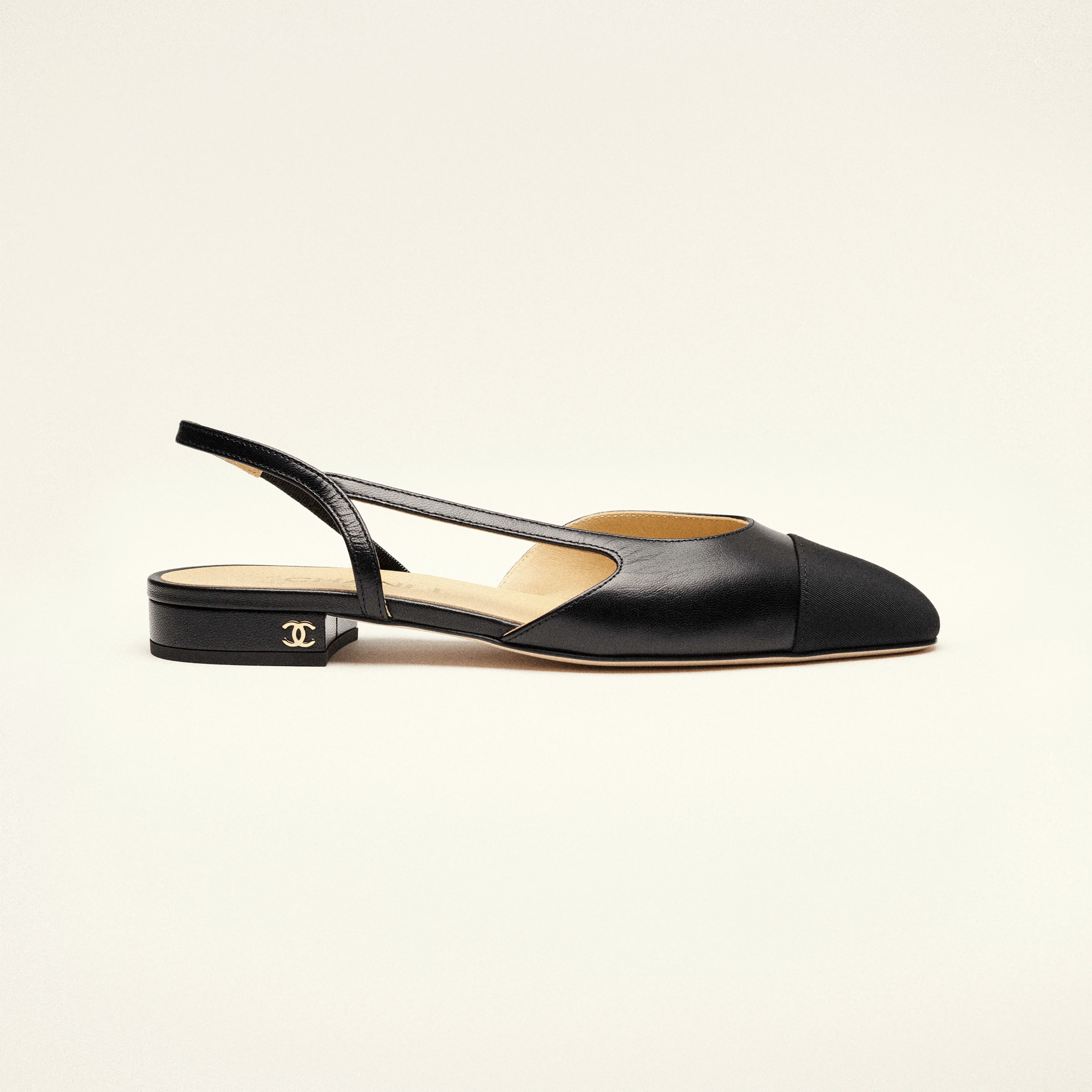Chanel Black lace up flat shoes