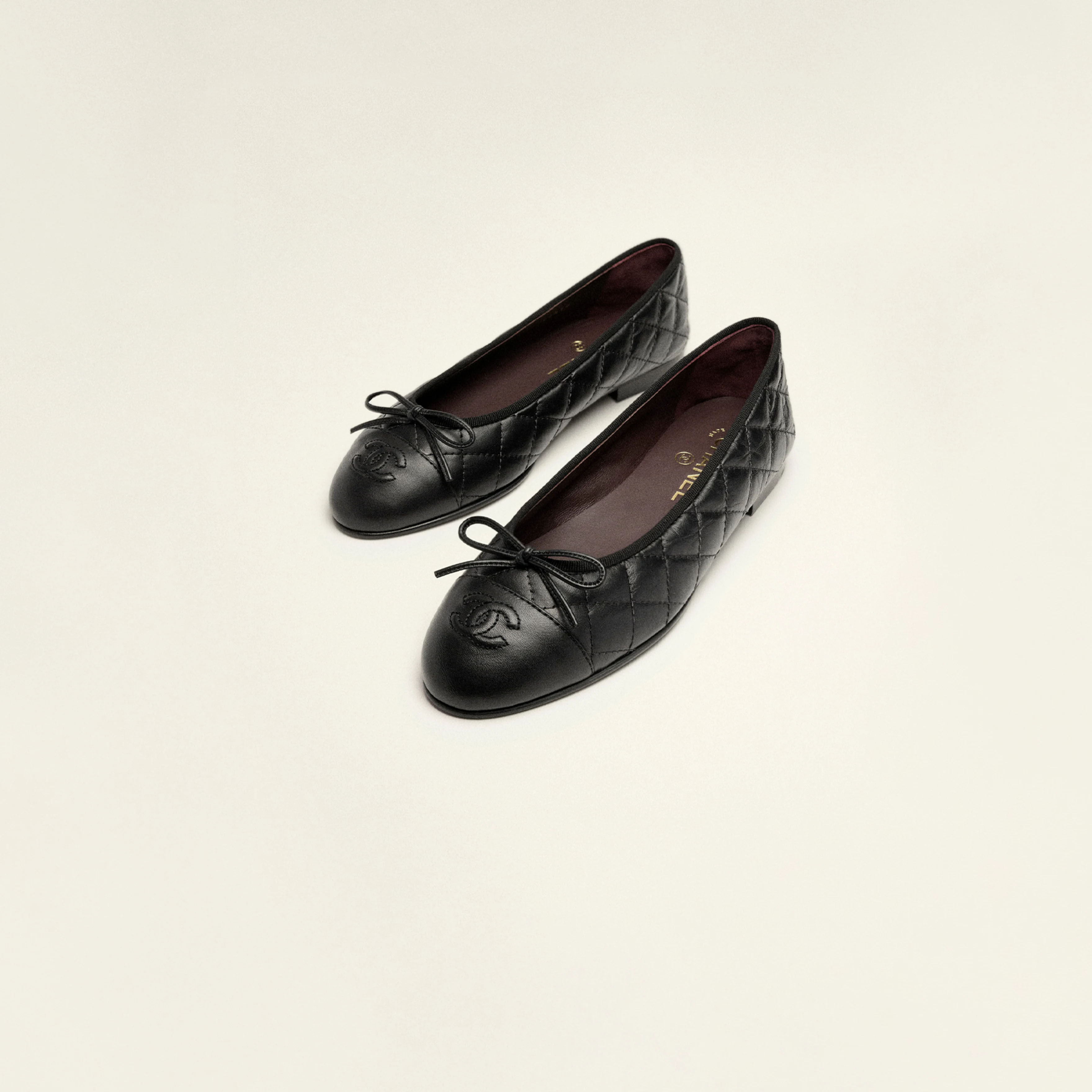 Chanel Flat shoes vintage calf leather black Ballet Shoes