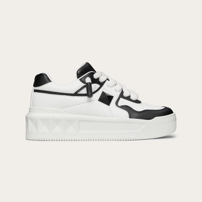 VALENTINO ONE STUD XL Women's sheepskin sneakers