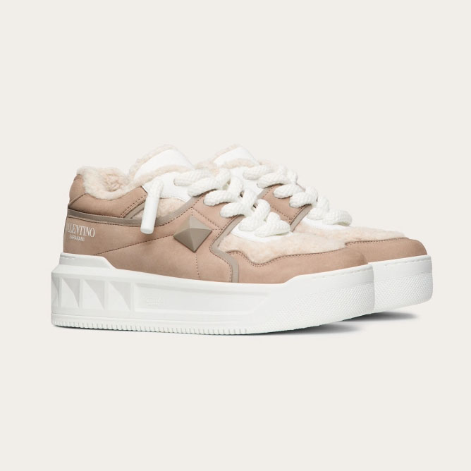 VALENTINO ONE STUD XL Women's bovine frosted leather and wool V-logo sneakers