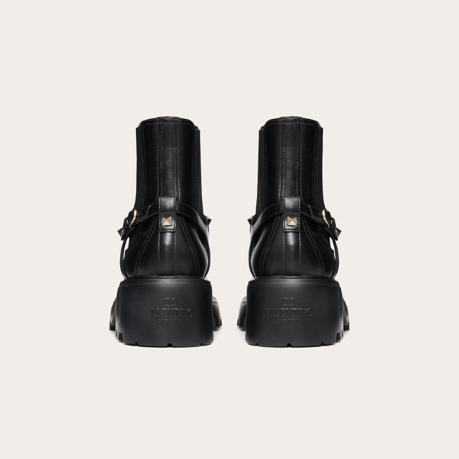 VALENTINO ROCKSTUD Calf leather Beatles boots (5.5 cm high heel)