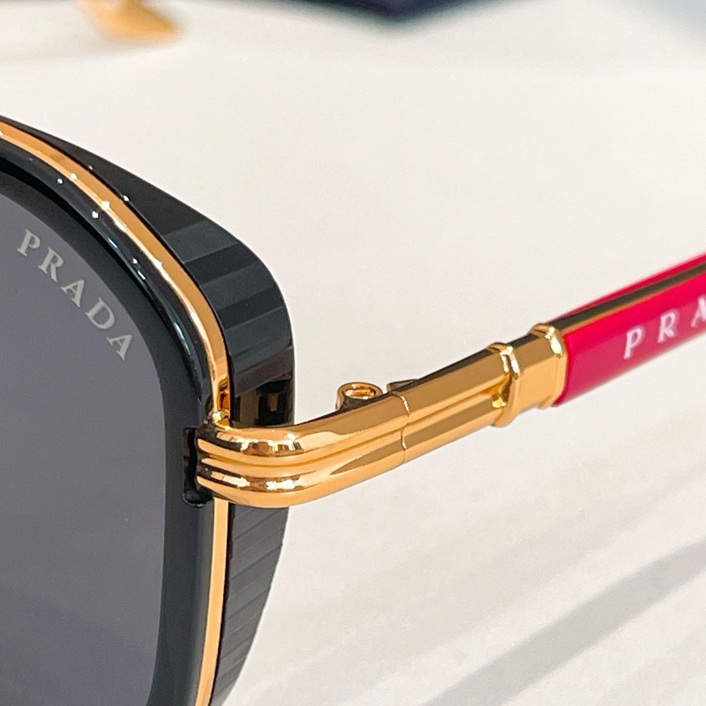 Prada aviator glasses black gold/leopard brown/black purple/blue orange/maroon color Size 58口17-140