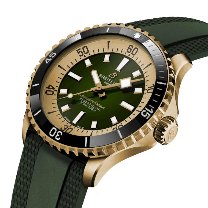 Breitling Superocean Automatic 42 Bronze Green N17375201L1S1