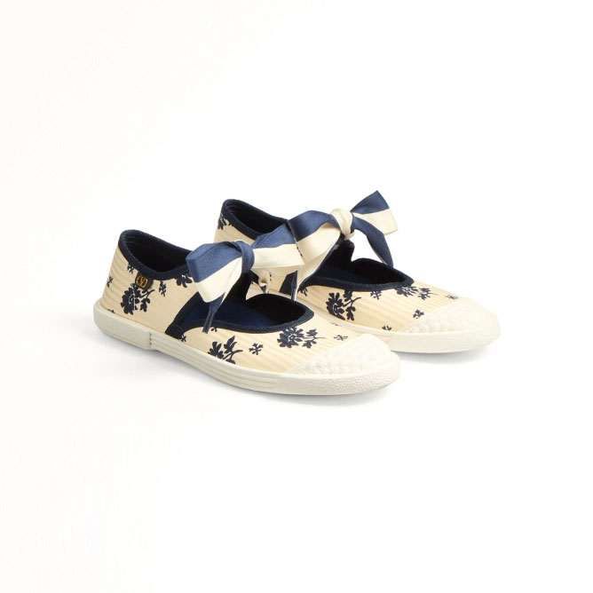 VALENTINO BAY BY BAY Ladies floral fabric ballet flats