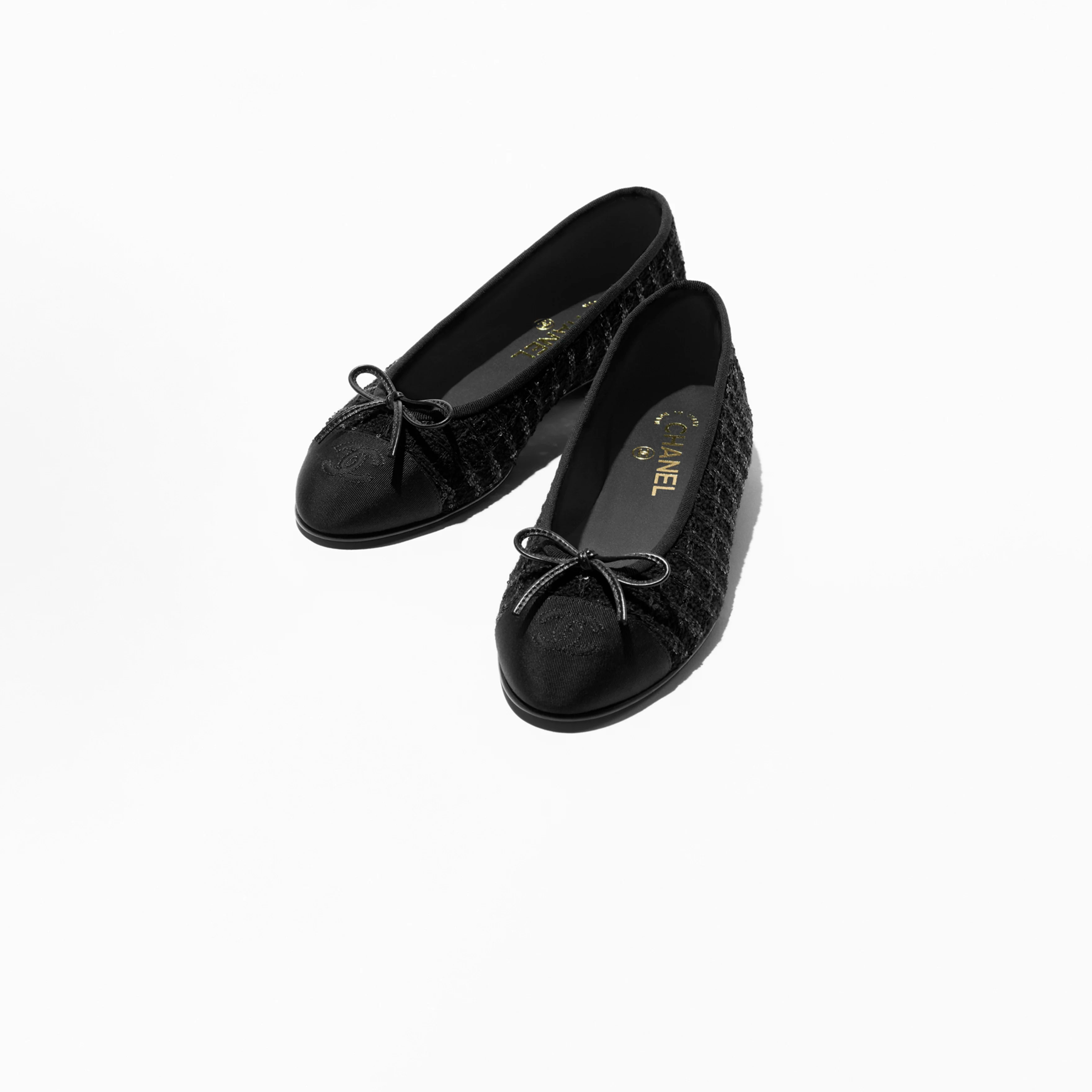 Chanel Flat shoes with diagonal soft wool and satin black Ballet Shoes