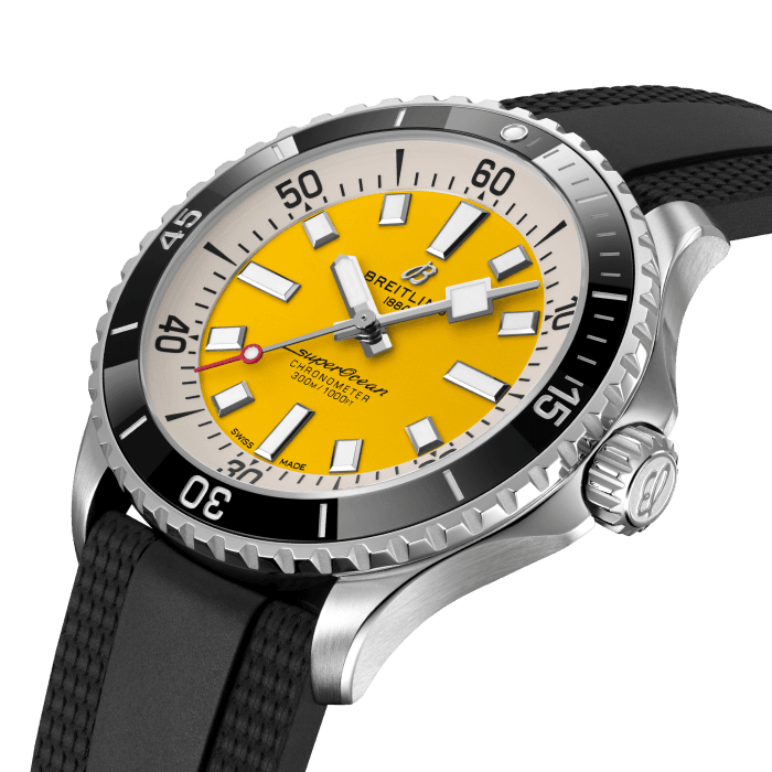 Breitling Superocean Automatic 42 Stainless steel Yellow A17375211I1S1