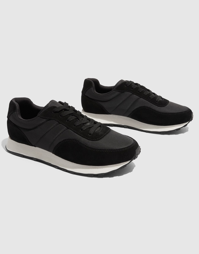 Country Road Track Sneaker